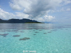 Mantabuan Island, Sabah Malaysia.
What a beautiful islan... by Kf Leong 